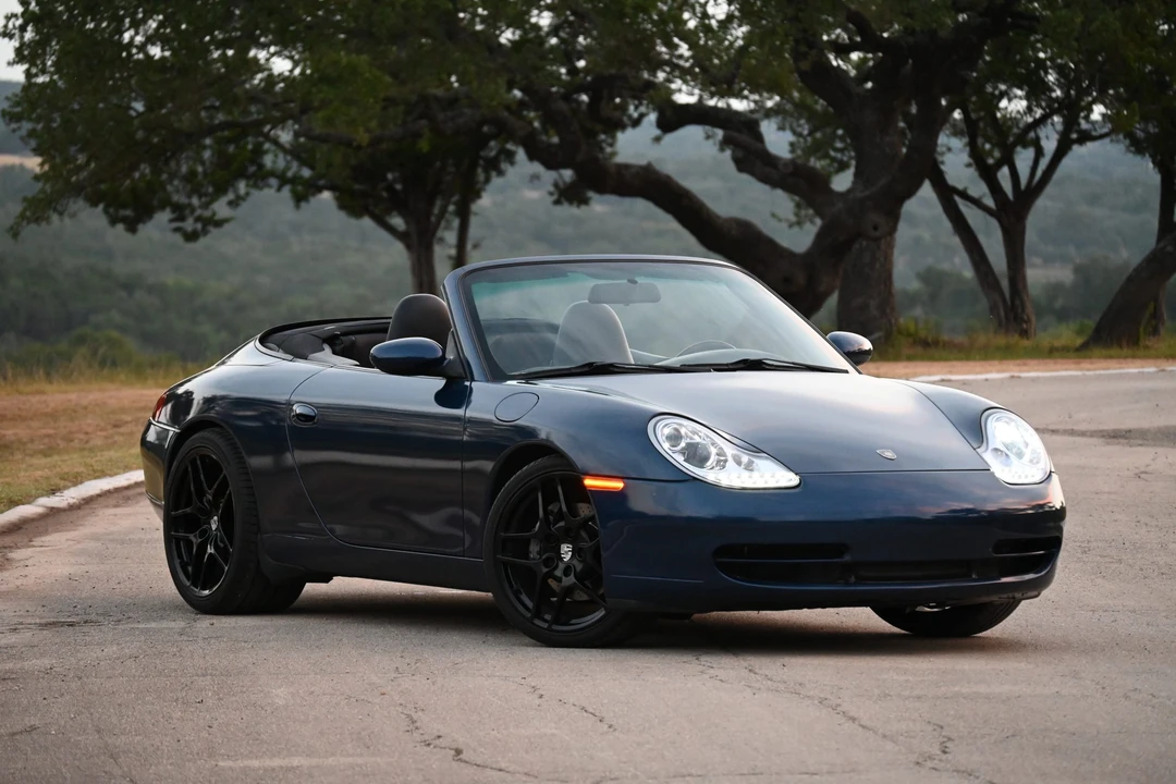 2001 Porsche 996 Carrera - Image 9 of 31
