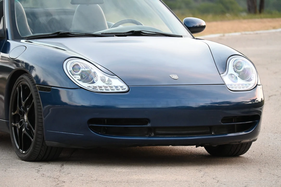 2001 Porsche 996 Carrera - Image 30 of 31