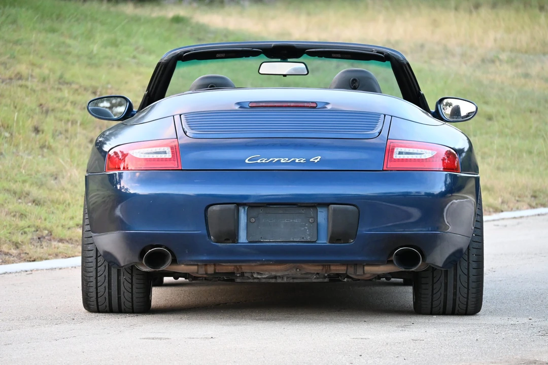 2001 Porsche 996 Carrera - Image 13 of 31