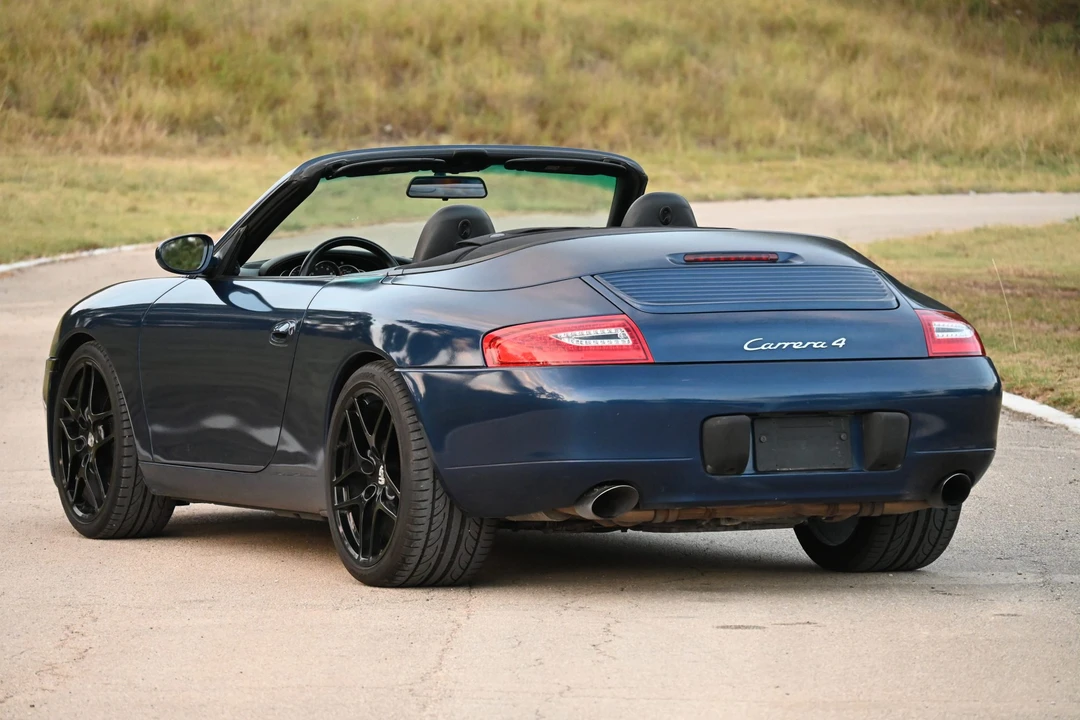 2001 Porsche 996 Carrera - Image 14 of 31