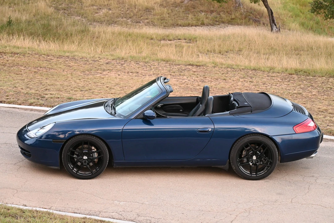 2001 Porsche 996 Carrera - Image 16 of 31