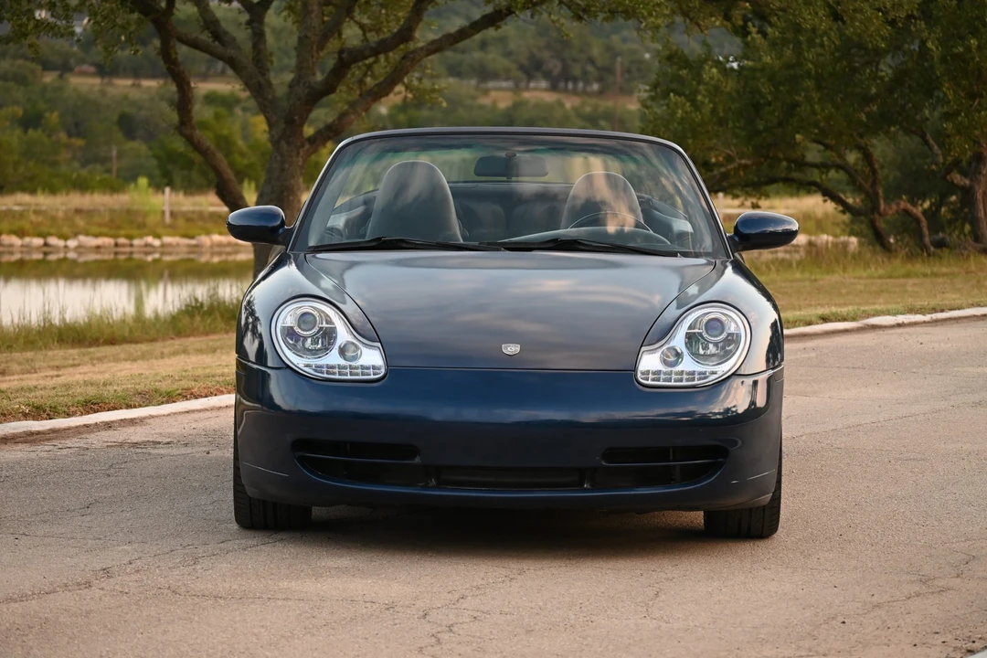2001 Porsche 996 Carrera - Image 6 of 31