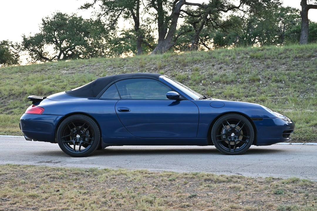 2001 Porsche 996 Carrera - Image 22 of 31