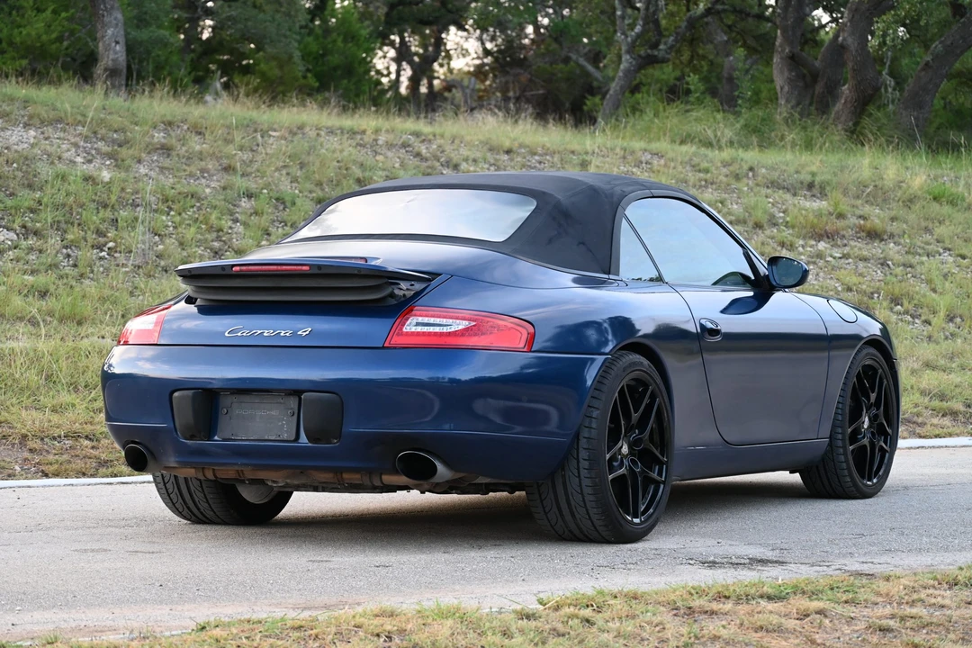2001 Porsche 996 Carrera - Image 23 of 31