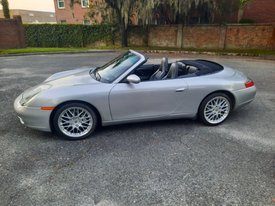 2001 Porsche 996 Carrera - Image 3 of 31