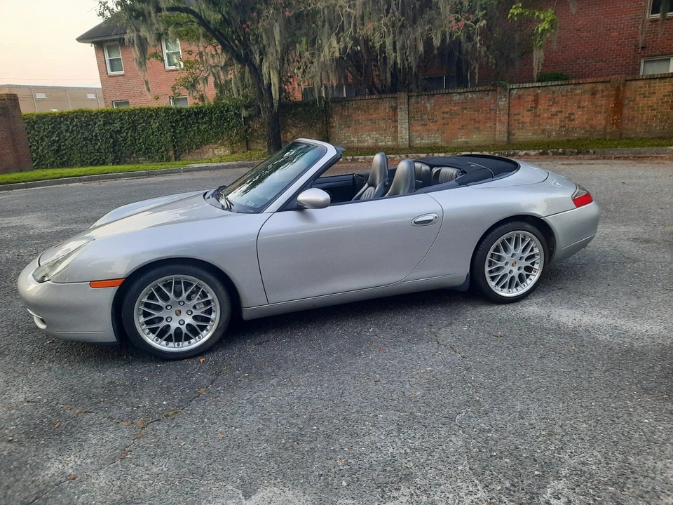 2001 Porsche 996 Carrera - Image 4 of 31