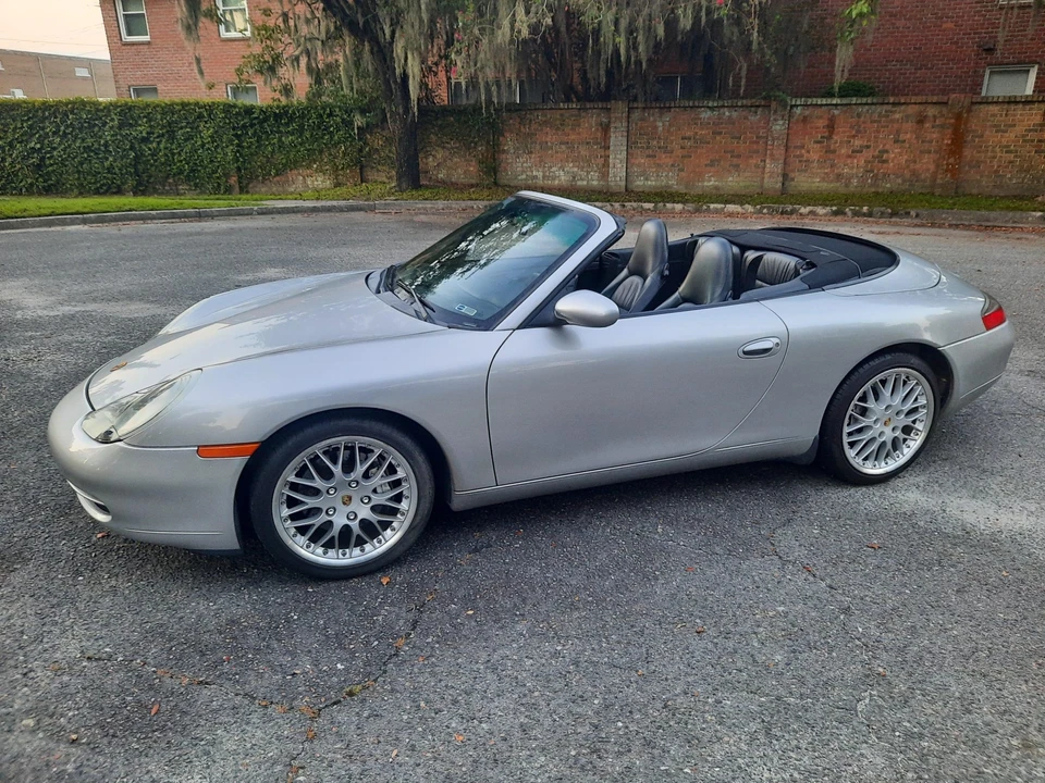 2001 Porsche 996 Carrera - Image 6 of 31