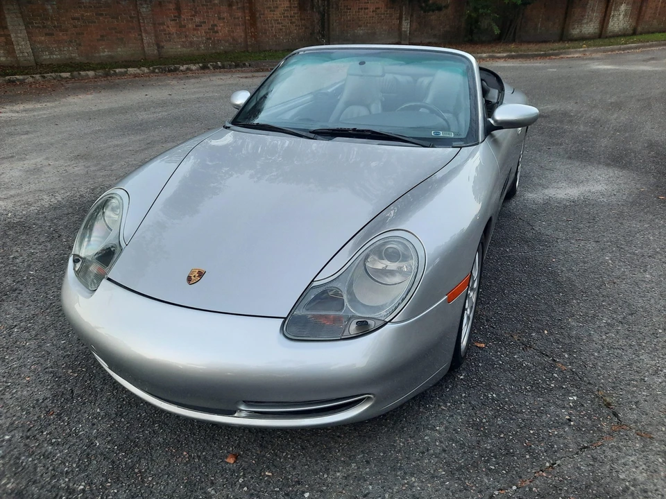 2001 Porsche 996 Carrera - Image 14 of 31