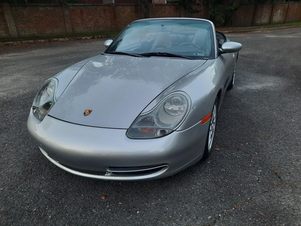 2001 Porsche 996 Carrera - Image 16 of 31