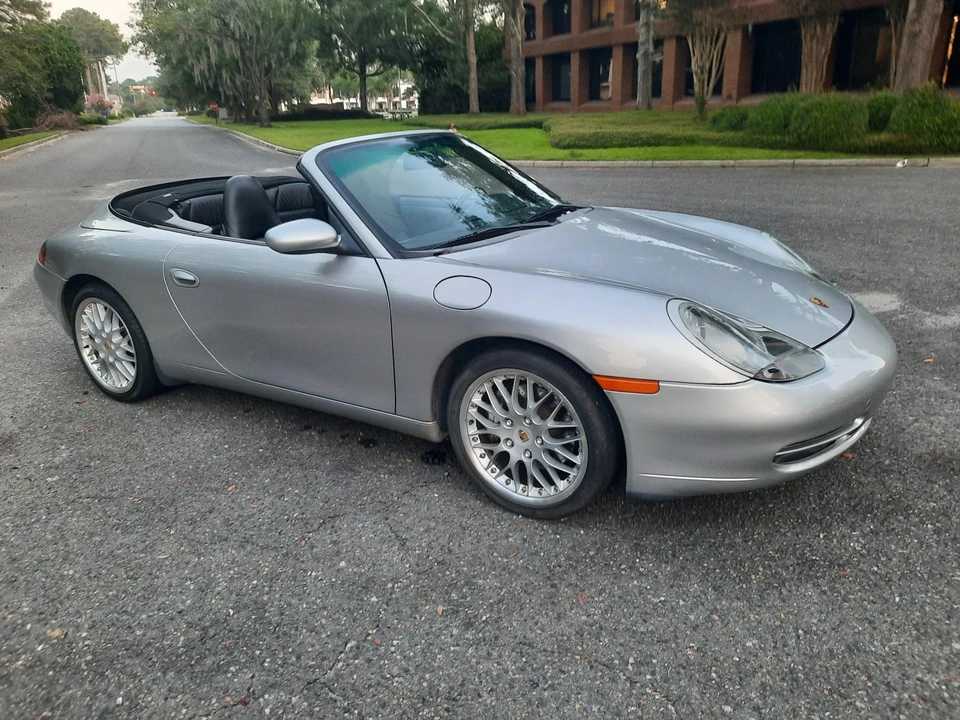 2001 Porsche 996 Carrera - Image 21 of 31