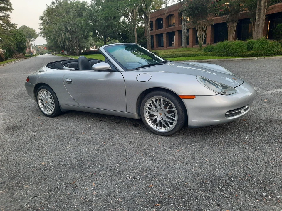 2001 Porsche 996 Carrera - Image 23 of 31
