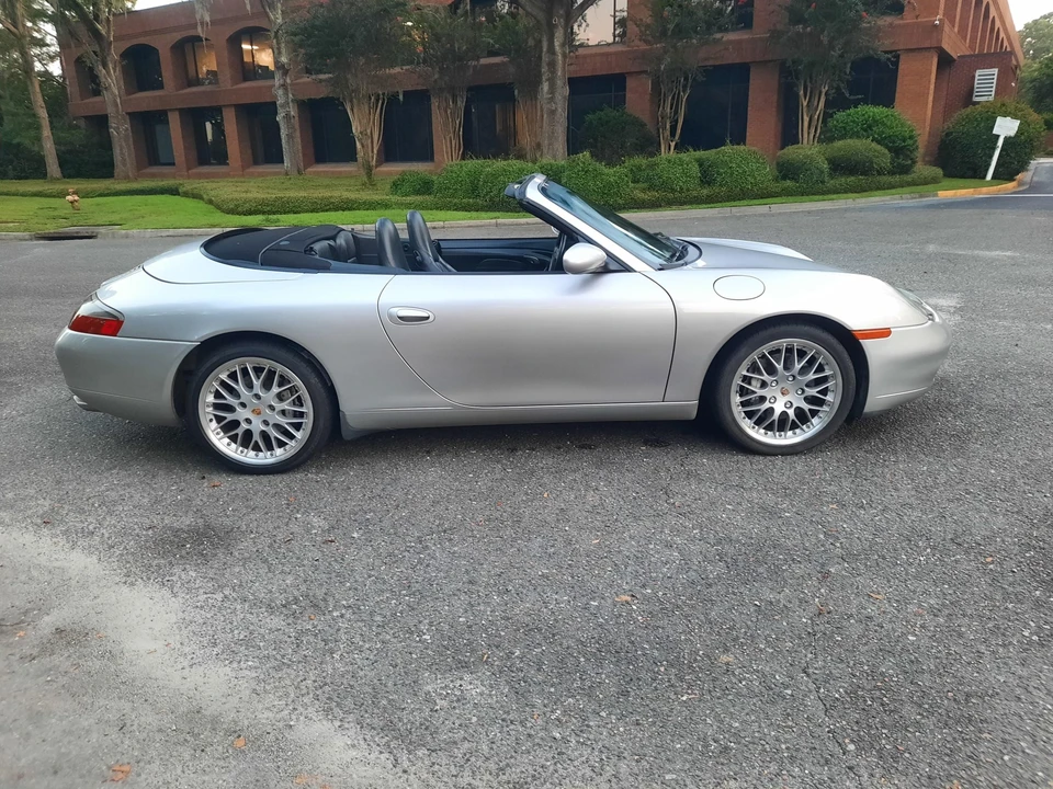 2001 Porsche 996 Carrera - Image 24 of 31