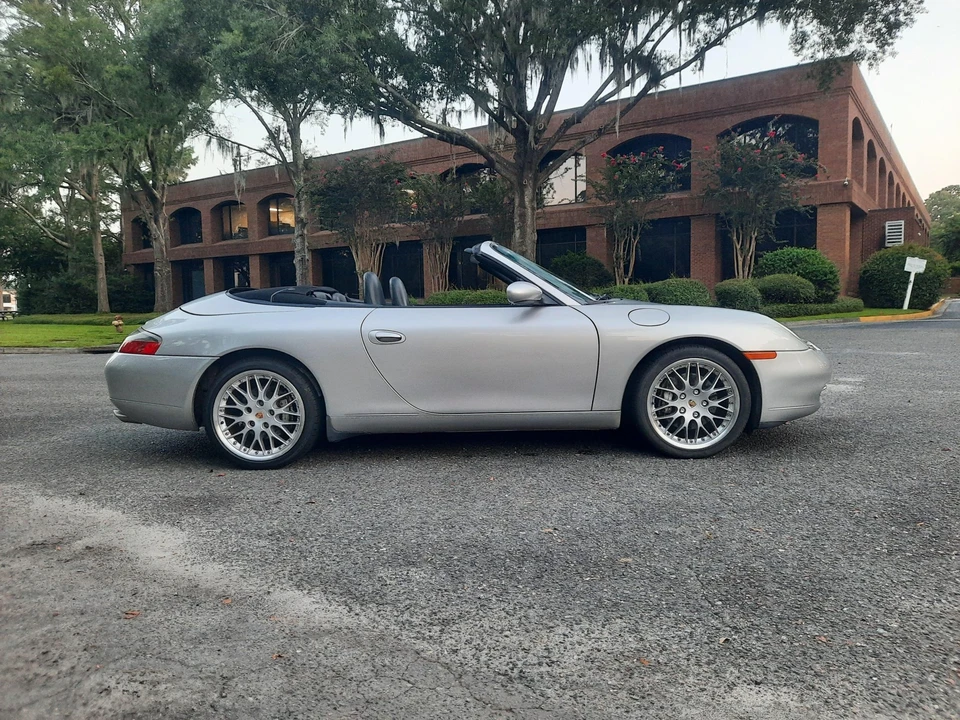 2001 Porsche 996 Carrera - Image 26 of 31