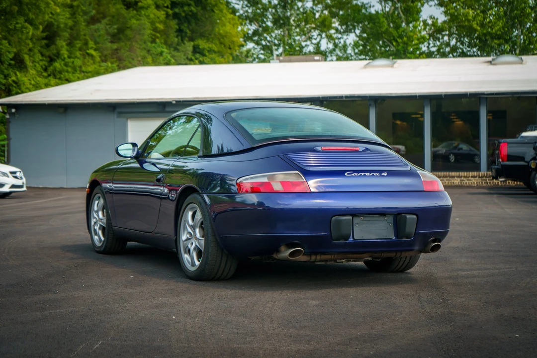 2001 Porsche 996 Carrera 4 - Image 7 of 31