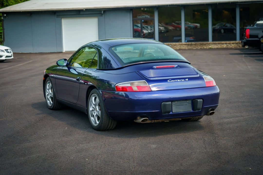 2001 Porsche 996 Carrera 4 - Image 6 of 31