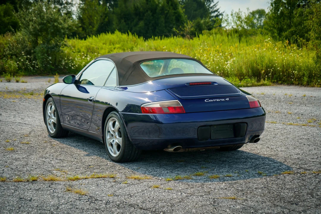 2001 Porsche 996 Carrera 4 - Image 22 of 31