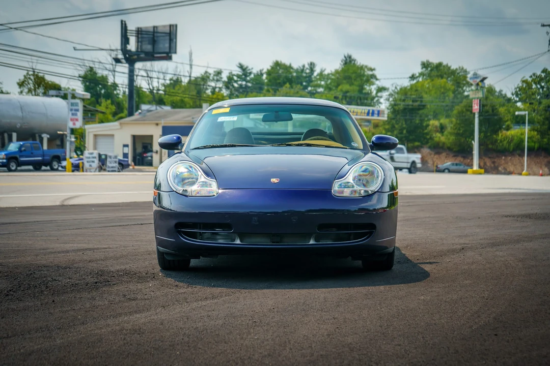 2001 Porsche 996 Carrera 4 - Image 15 of 31