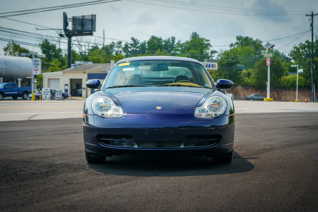 2001 Porsche 996 Carrera 4 - Image 16 of 31