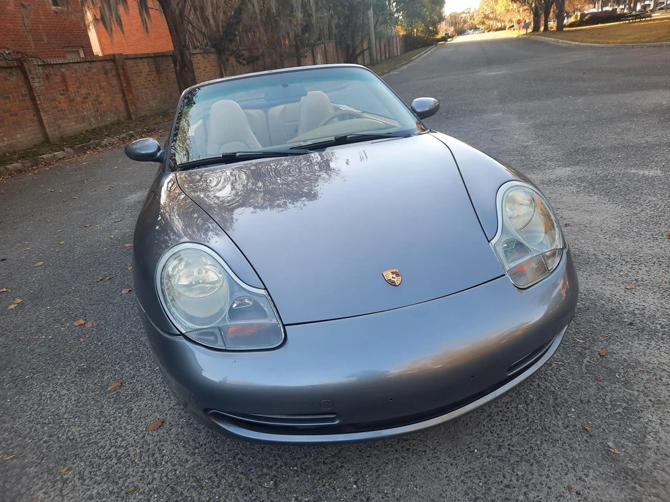2001 Porsche 996 Carrera 4 - Image 7 of 31