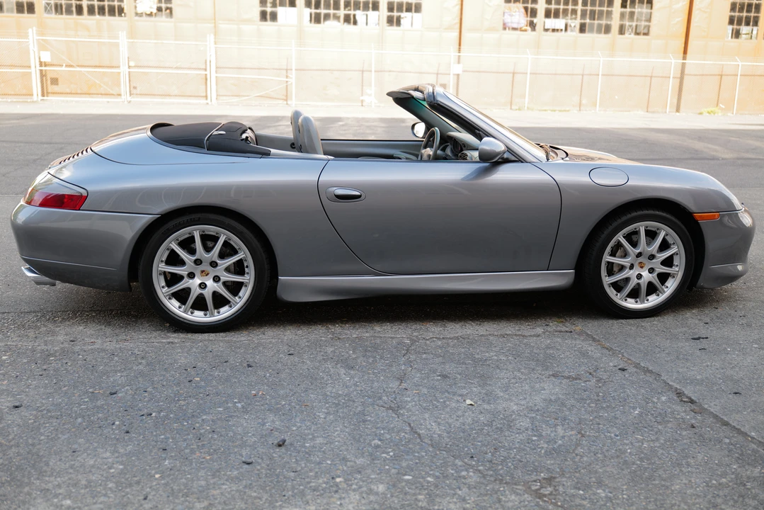 2001 Porsche 996 Carrera - Image 7 of 31