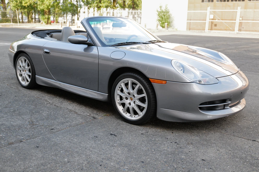2001 Porsche 996 Carrera - Image 6 of 31