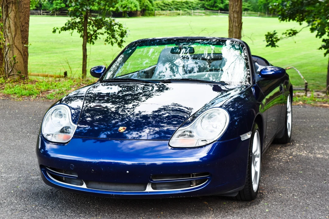 2001 Porsche 996 Carrera - Image 2 of 31