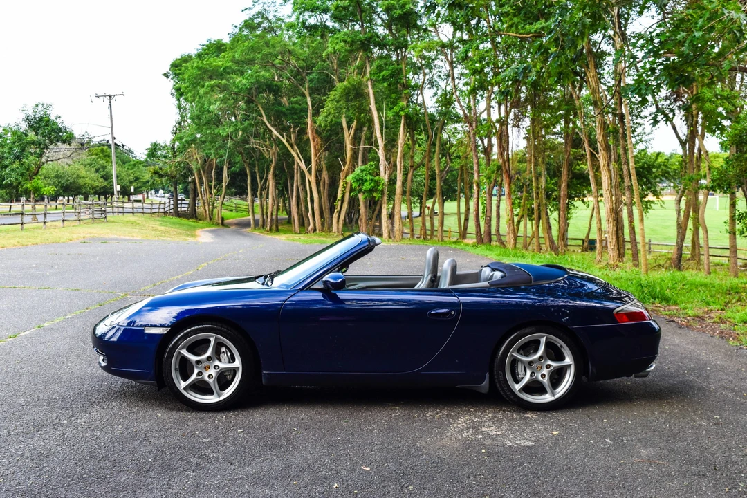 2001 Porsche 996 Carrera - Image 14 of 31