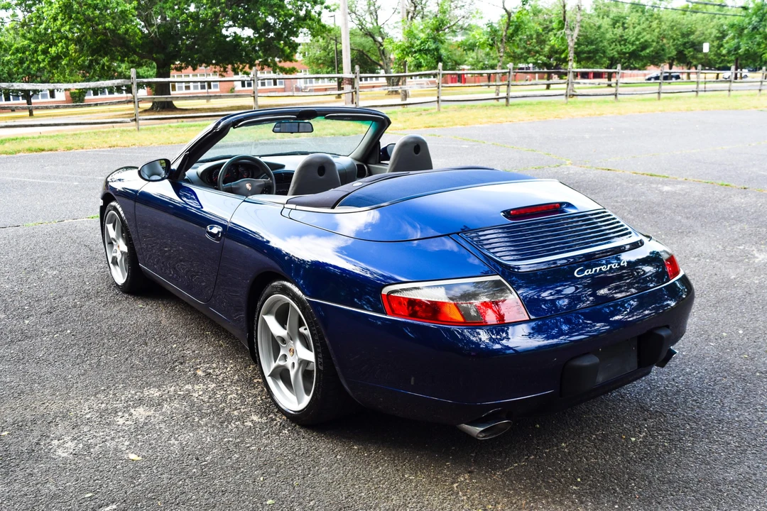 2001 Porsche 996 Carrera - Image 23 of 31