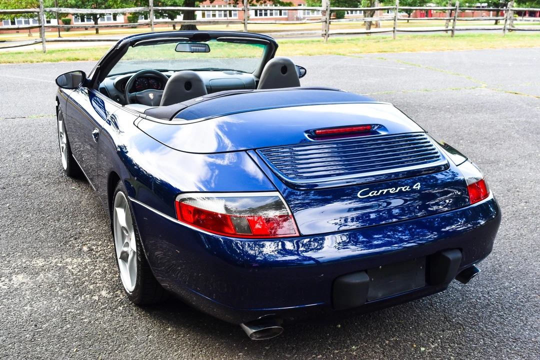 2001 Porsche 996 Carrera - Image 24 of 31
