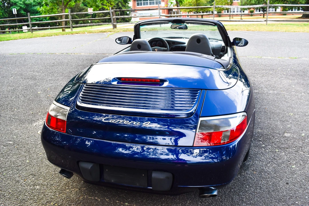 2001 Porsche 996 Carrera - Image 28 of 31