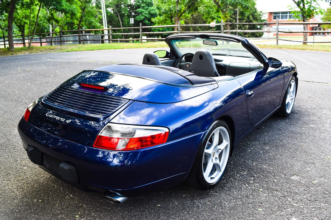 2001 Porsche 996 Carrera - Image 29 of 31