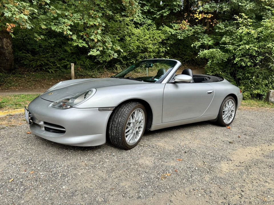 2001 Porsche 996 Carrera 4 - Image 5 of 31
