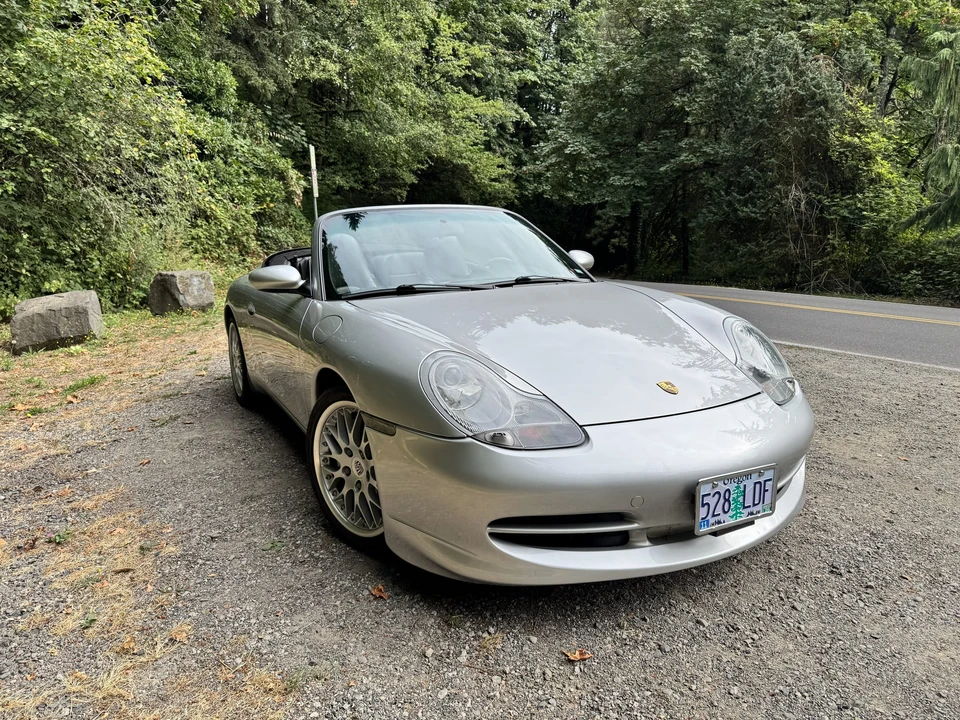 2001 Porsche 996 Carrera 4 - Image 2 of 31