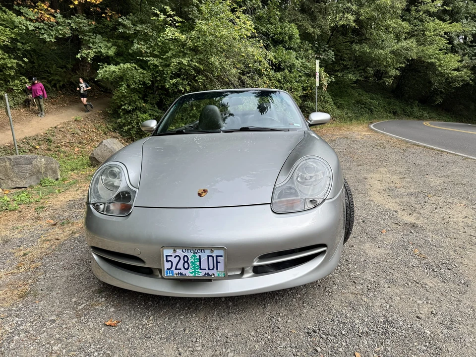 2001 Porsche 996 Carrera 4 - Image 3 of 31