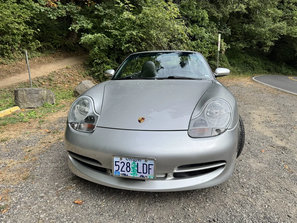 2001 Porsche 996 Carrera 4 - Image 4 of 31