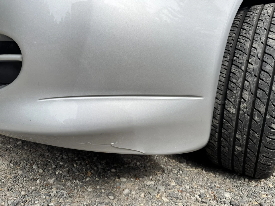 2001 Porsche 996 Carrera 4 - Image 24 of 31