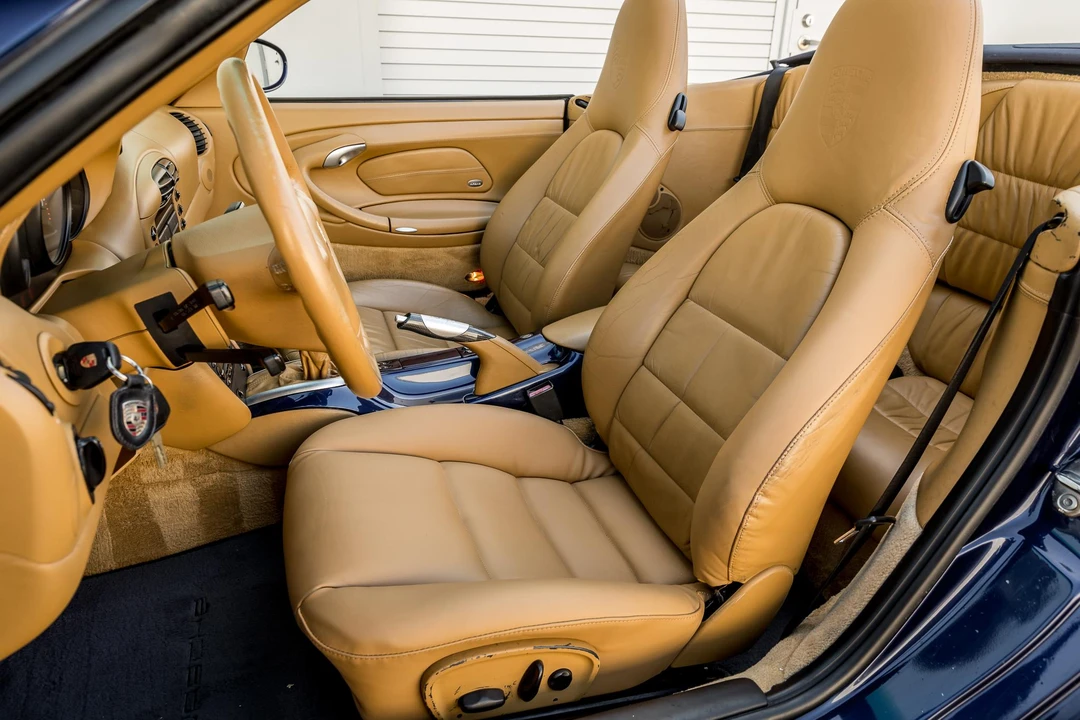 2001 Porsche 996 Carrera - Image 31 of 31
