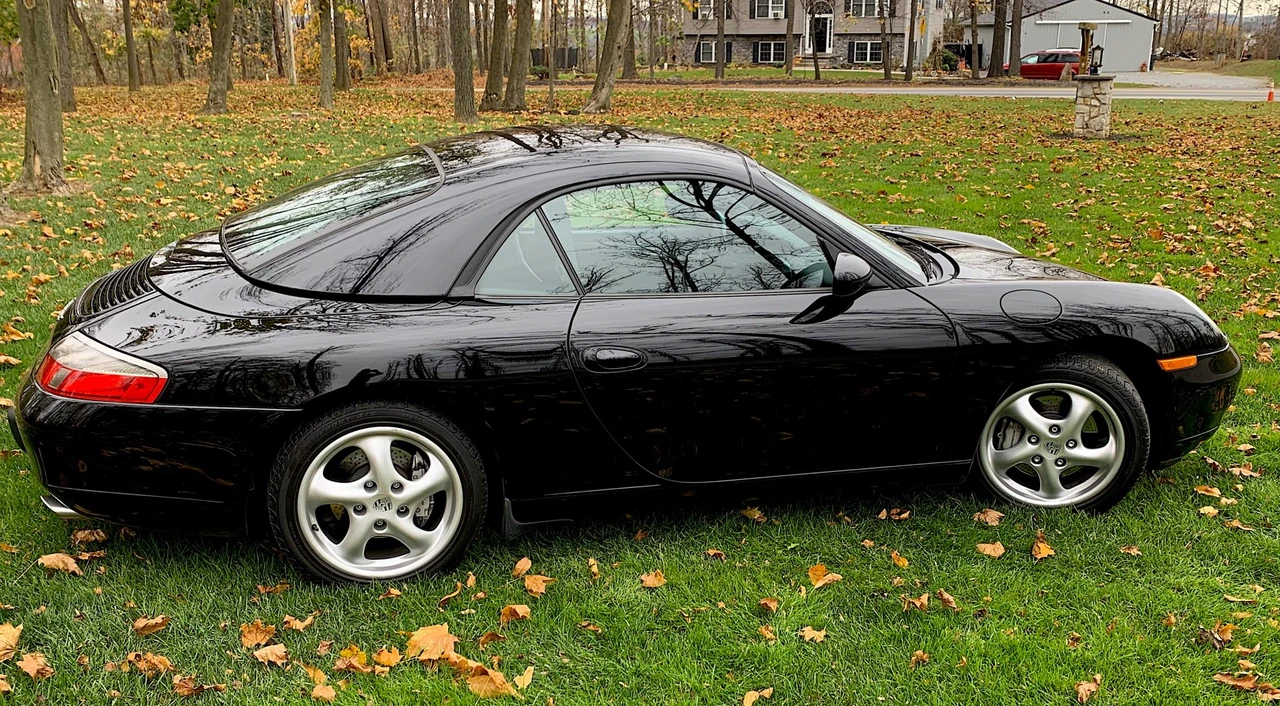 2001 Porsche 996 Carrera - Image 17 of 31