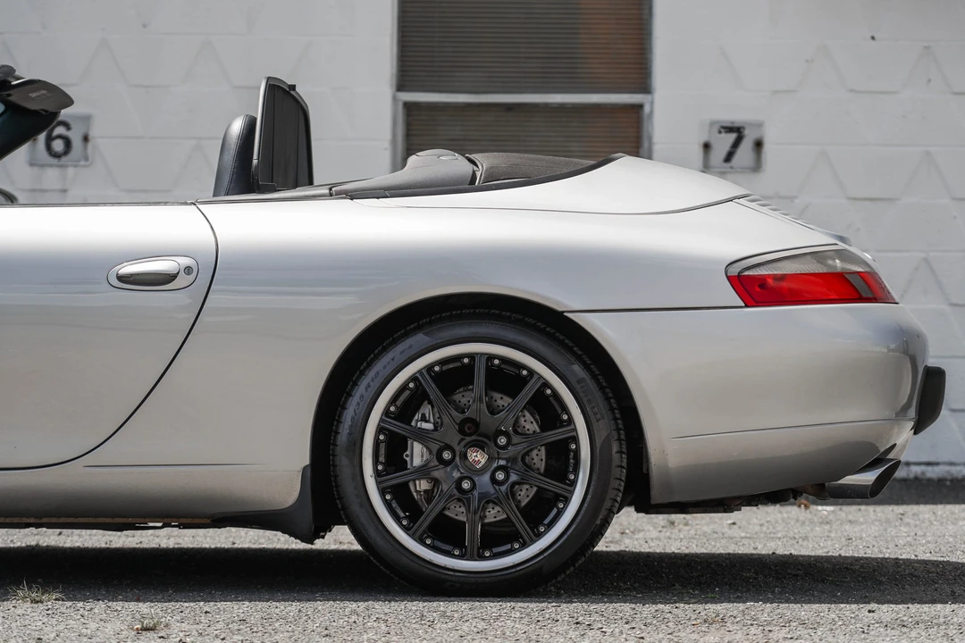 2001 Porsche 996 Carrera - Image 22 of 31