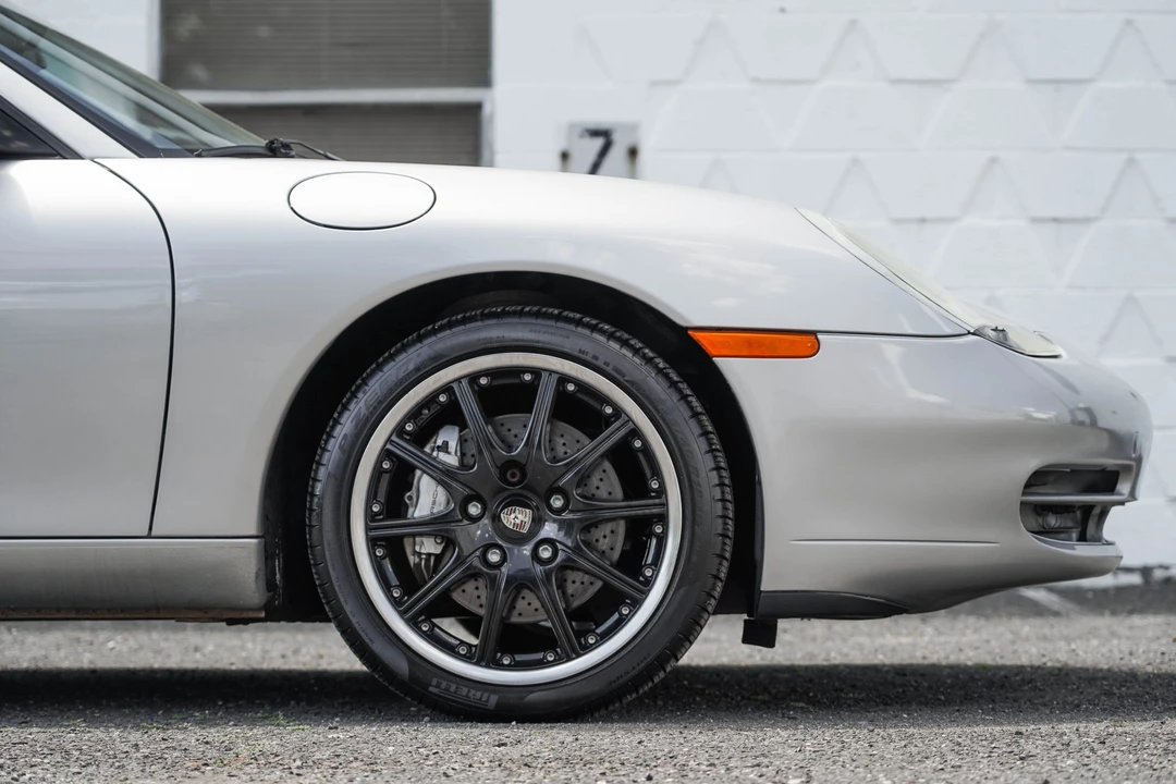 2001 Porsche 996 Carrera - Image 20 of 31