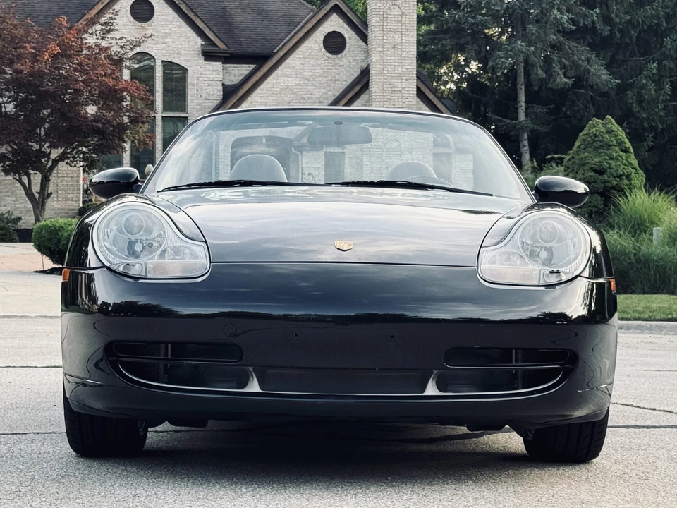 2001 Porsche 996 Carrera 4 - Image 3 of 31