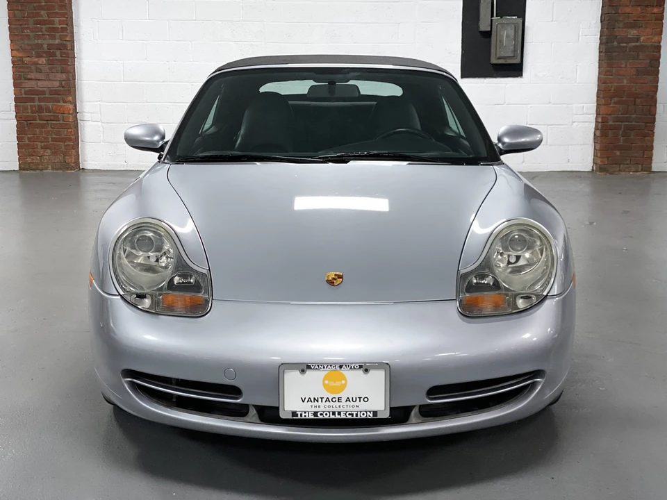 2001 Porsche 996 Carrera 4 - Image 15 of 31