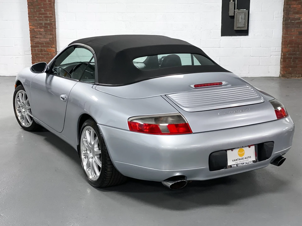 2001 Porsche 996 Carrera 4 - Image 7 of 31