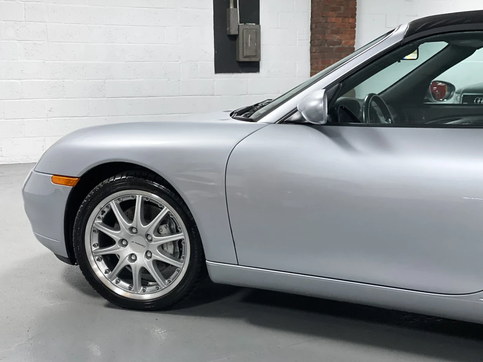 2001 Porsche 996 Carrera 4 - Image 27 of 31