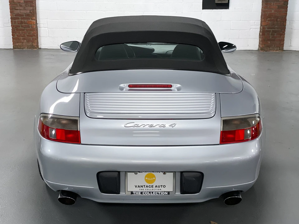 2001 Porsche 996 Carrera 4 - Image 9 of 31