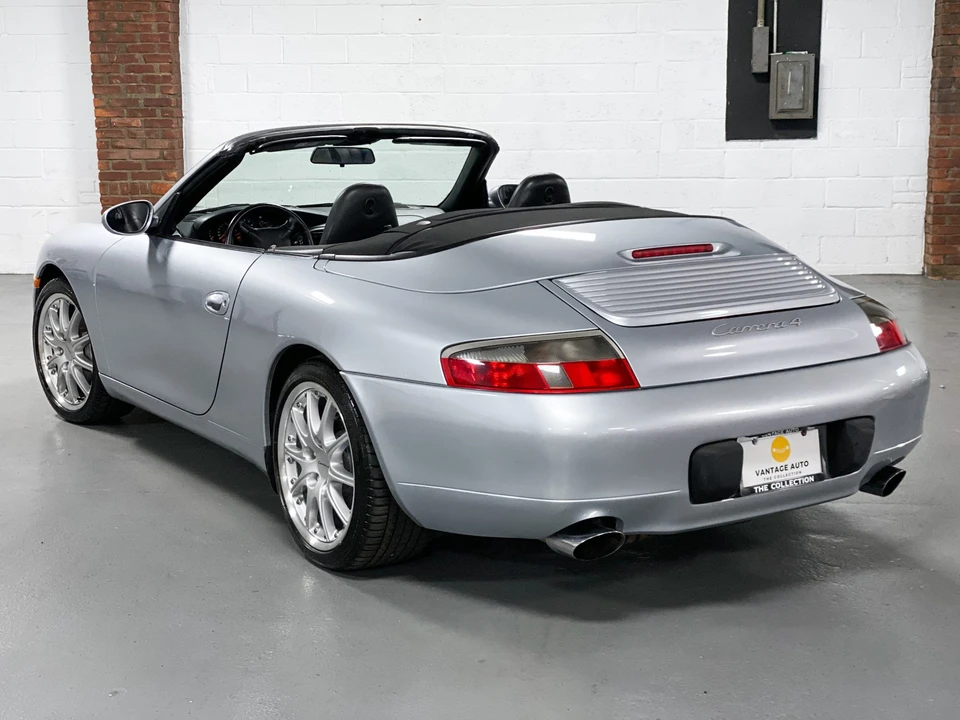 2001 Porsche 996 Carrera 4 - Image 19 of 31