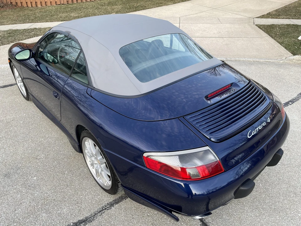 2001 Porsche 996 Carrera - Image 12 of 31