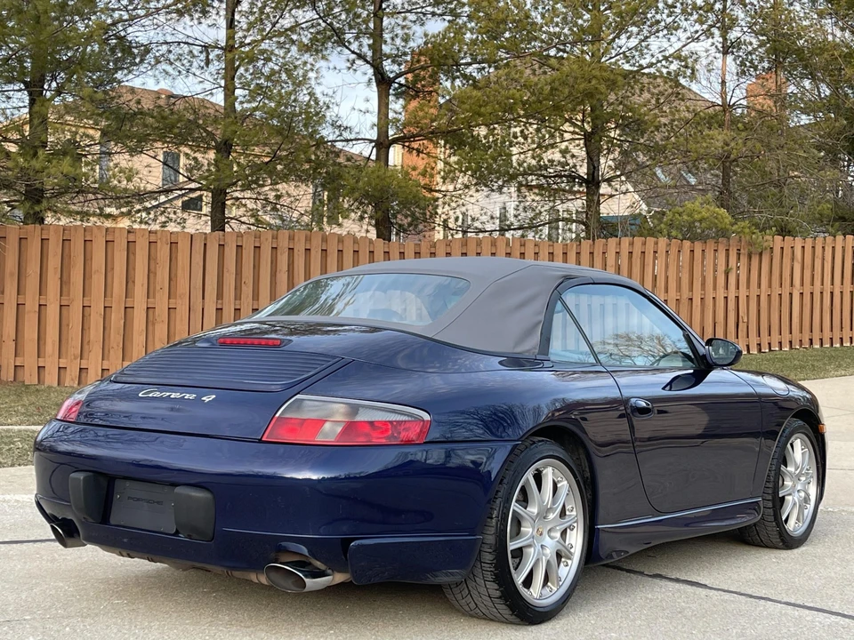 2001 Porsche 996 Carrera - Image 17 of 31