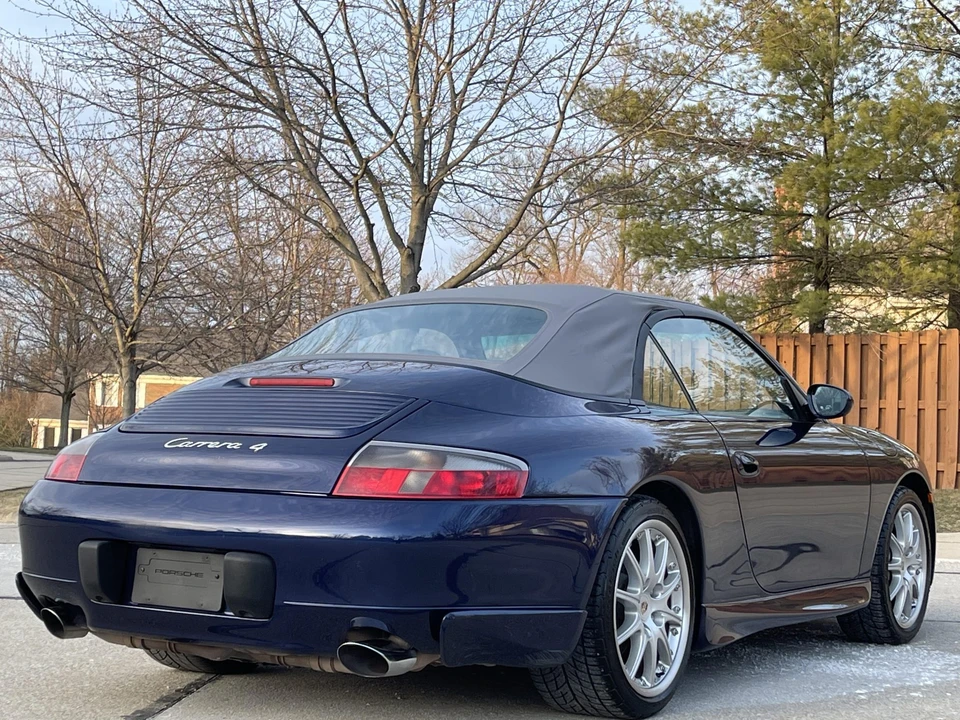 2001 Porsche 996 Carrera - Image 18 of 31