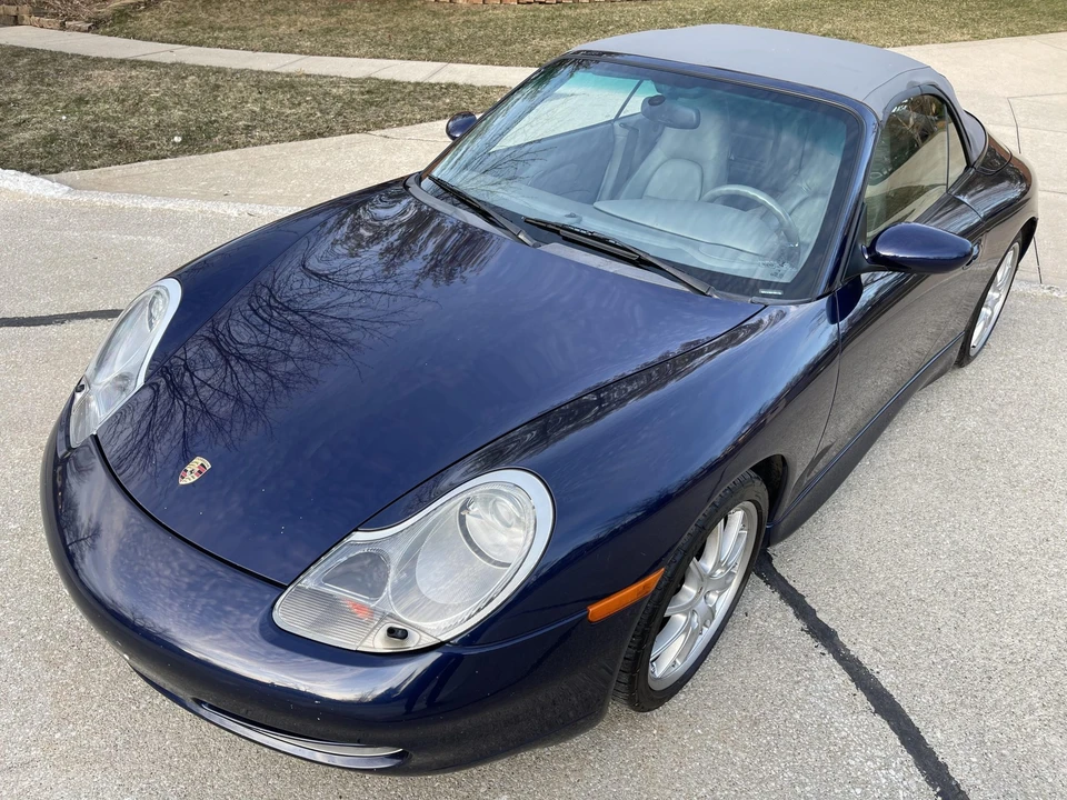 2001 Porsche 996 Carrera - Image 2 of 31